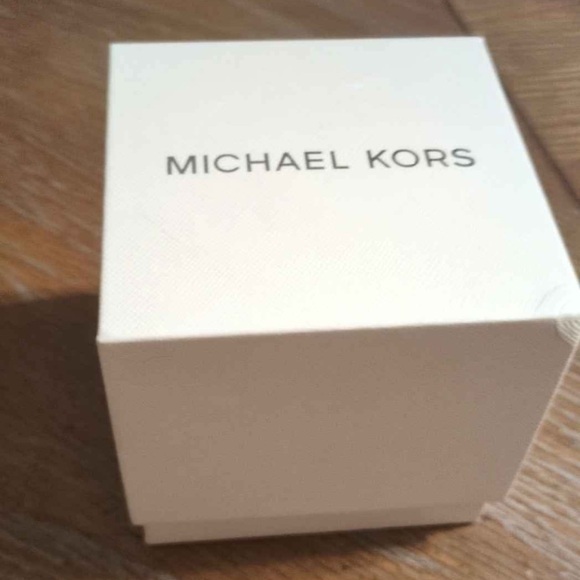 Michael Kors MK8608 Wristwatch Silver